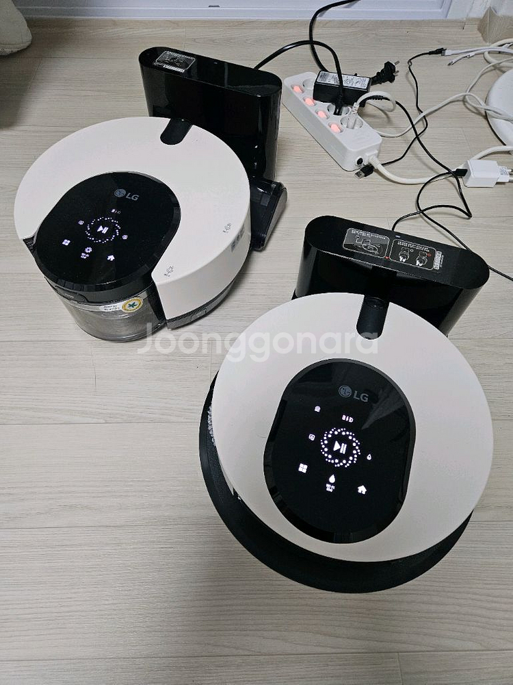 LG 코드제로 로봇청소기 팝니다--0