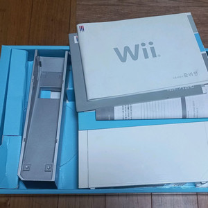 닌텐도 wii본체와 일부구성품