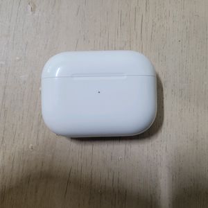 에어팟 프로 2세대 본체