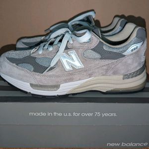 뉴발란스 992 메이드 인 USA 그레이 275