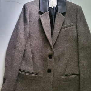 앤유 릴넥스자켓(1사이즈)