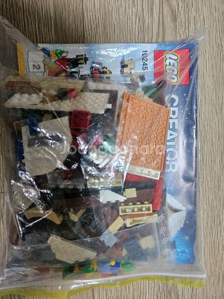 레고 정품 10245 중고제품 판매합니다--0