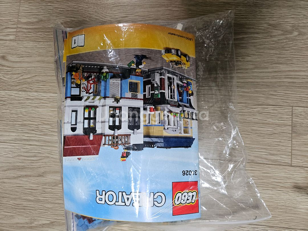 레고 정품 중고 75958, 31026판매합니다--1