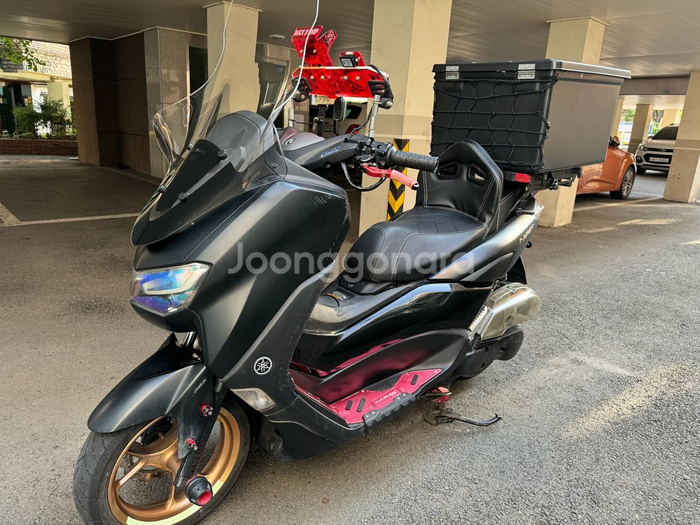 nmax125--1