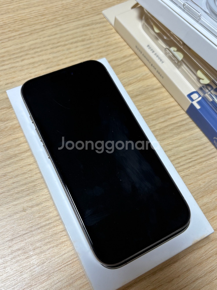 아이폰 15프로 내추럴티타늄 256기가--3