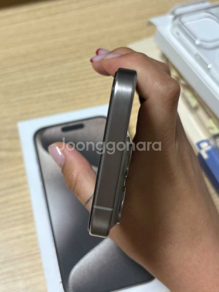 아이폰 15프로 내추럴티타늄 256기가--6