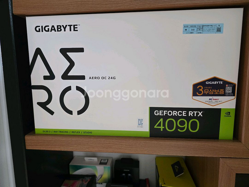 기가바이트 RTX4090 Aero oc white--0