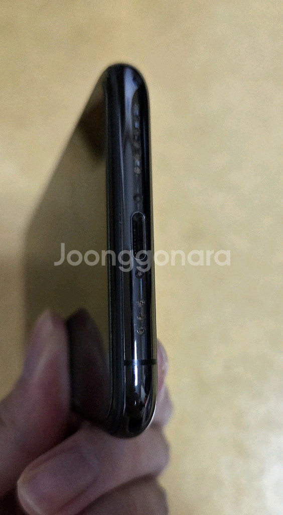 아이폰XS 64GB--1