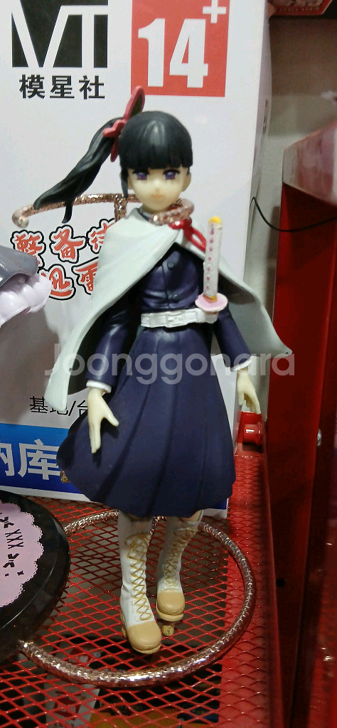 귀멸의칼날 피규어들 여러개--3