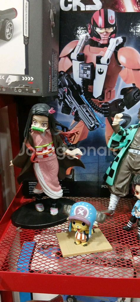 귀멸의칼날 피규어들 여러개--1