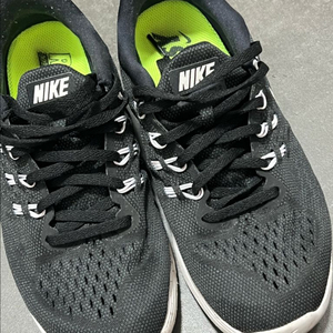 나이키 런닝화 루나템포2