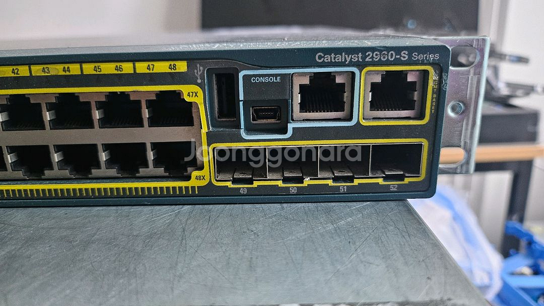 Cisco WS-C2960S-48TS-L Switch--1
