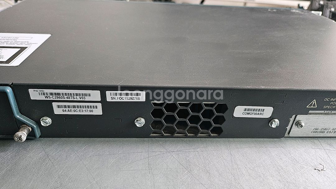 Cisco WS-C2960S-48TS-L Switch--2
