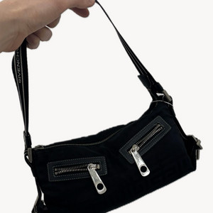 [정품]지방시 나일론 바게트 숄더백