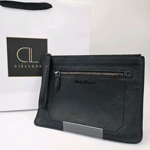 정품 페라가모 스트랩 클러치백