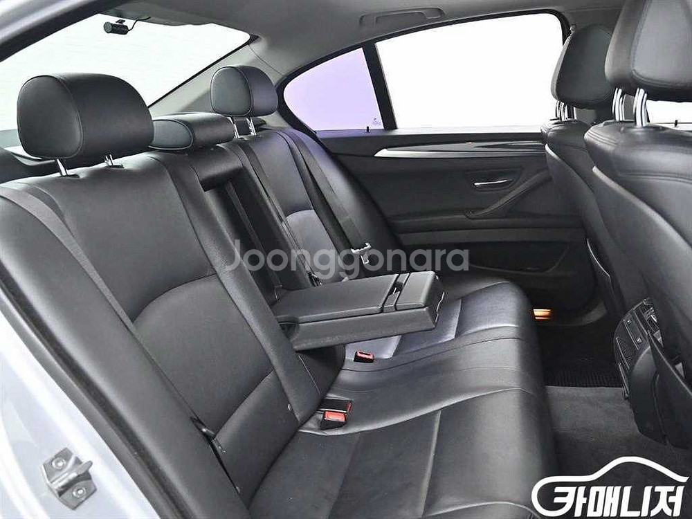 [BMW]5시리즈 (F10) 520d #앱특가--9