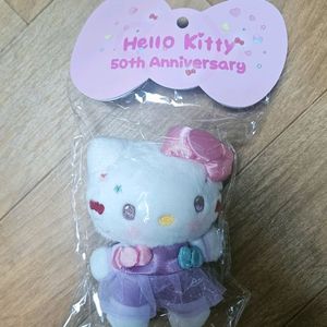 산리오 헬로키티 50주년 키링인형 1개 미개봉새것