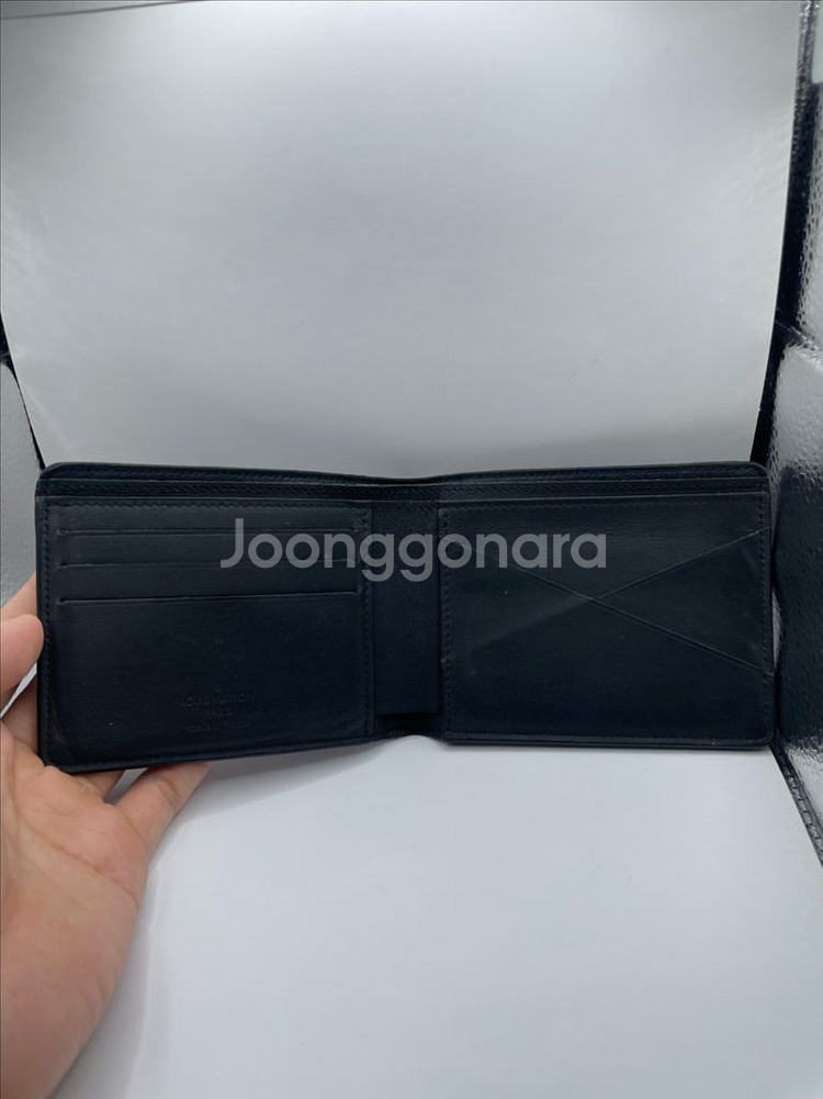루이비통 블랙 에어로그램 남성 반지갑--7