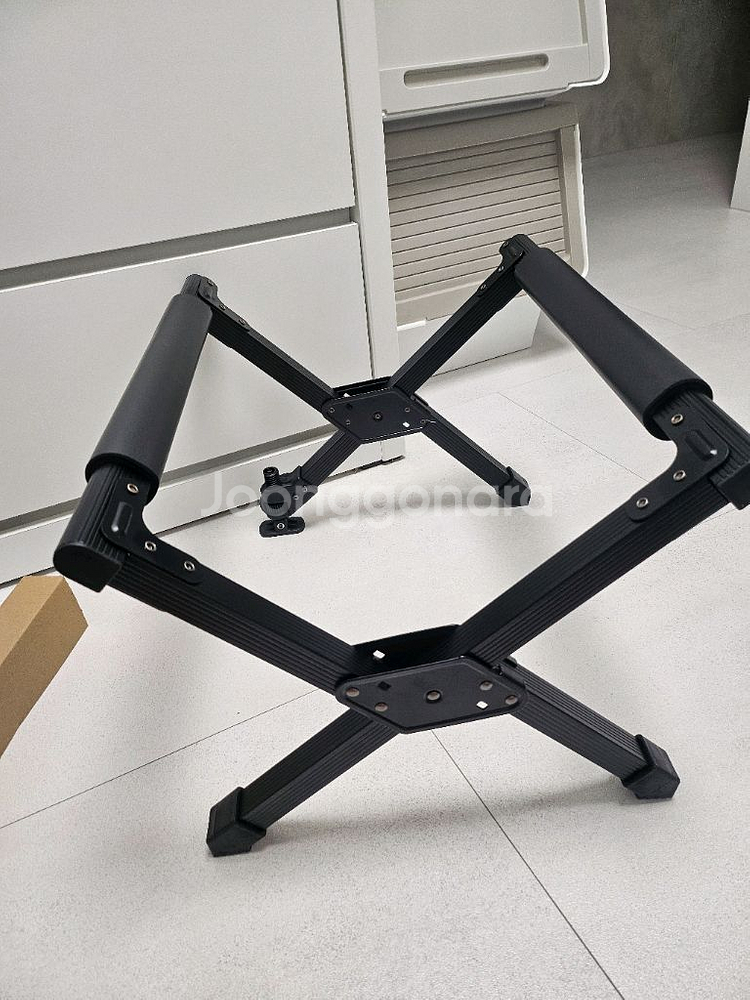 새상품)블랙몬스터 캠핑 접이식스탠드--0