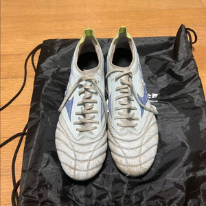 미즈노 모렐리아 네오 축구화 285