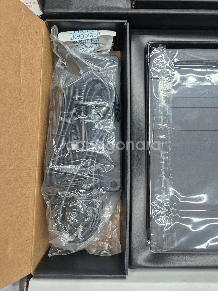 DELL 에일리언웨어 M15 R5 게이밍 노트북--4