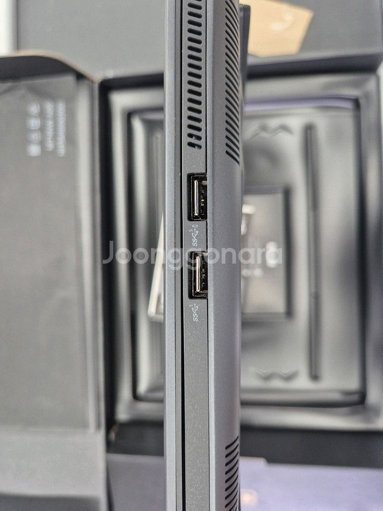DELL 에일리언웨어 M15 R5 게이밍 노트북--7
