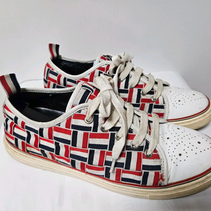 톰브라운 삼선로고 스니커즈 43사이즈