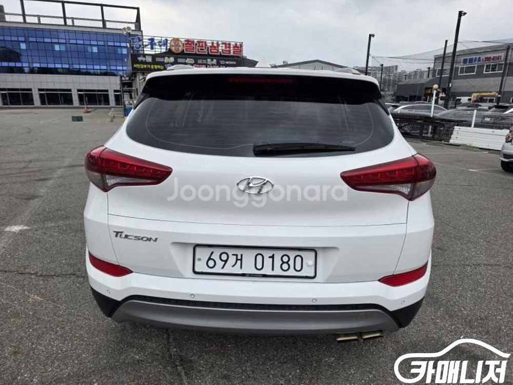 [현대]올뉴투싼 디젤 2.0 2WD 모던 (5인승 /0--3