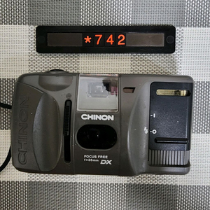 치논 오토 GL 그레이 필름카메라