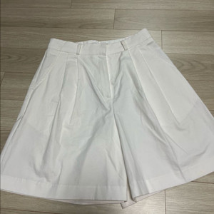 언더비 헬르 하프팬츠 아이보리 S