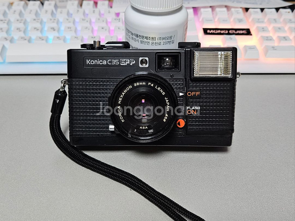 코니카 c35 필카 필름카메라 깔끔한 컨디션--0