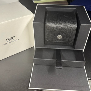 iwc 시계 블랙 가죽 케이스 무배