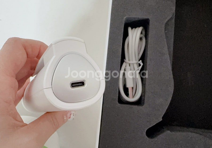 커런트바디 LED 넥&가슴 마스크 (목주름 관리 홈케어--1