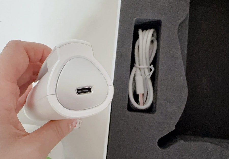 커런트바디 LED 넥&가슴 마스크 (목주름 관리 홈케어--1