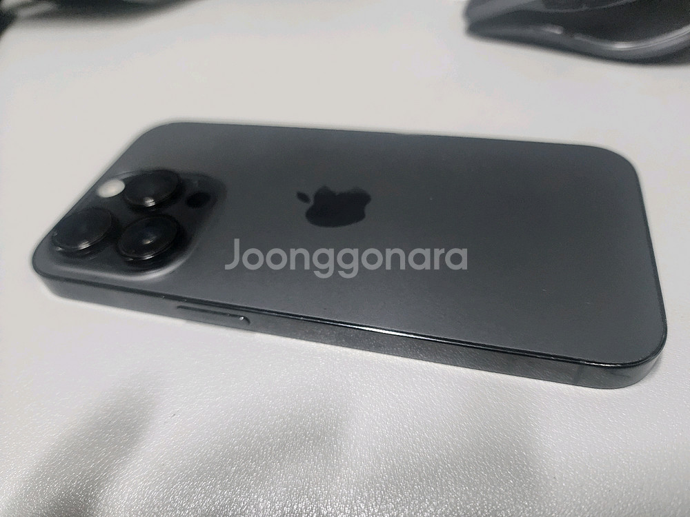 아이폰 14 Pro128기스없고 상태좋습니다.--2