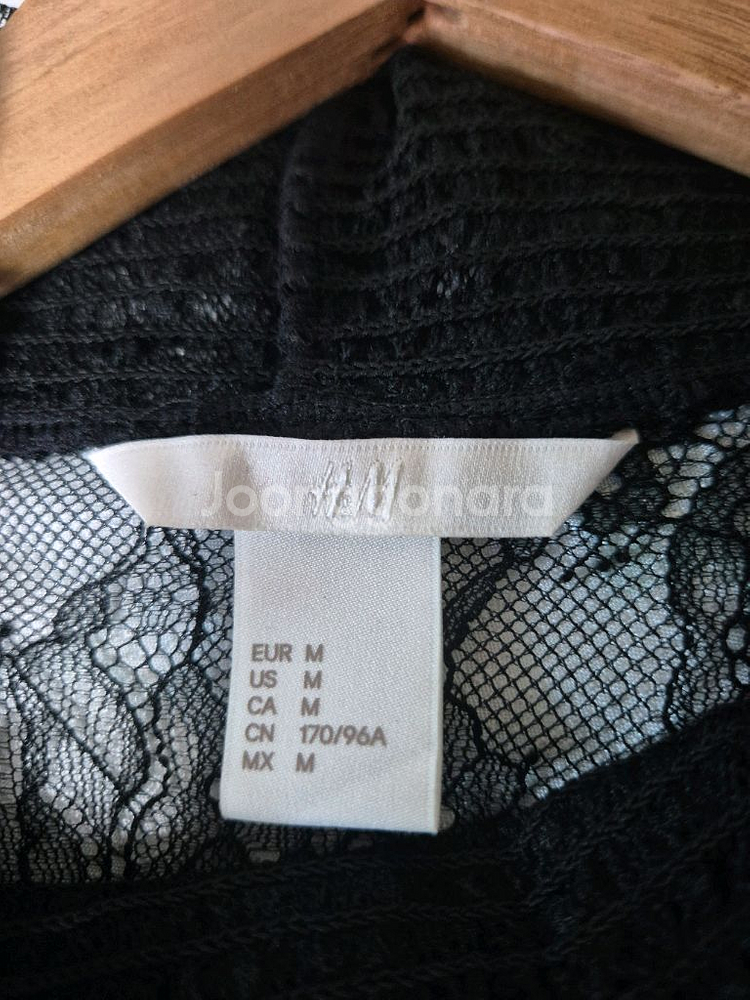 H&M 블랙 레이스 시스루 블라우스--1