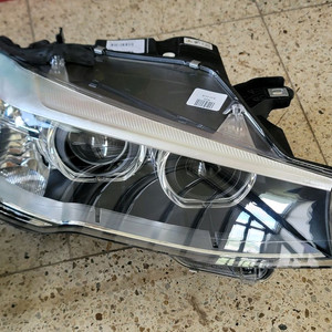 bmw x4 라이트 전조등 이미지
