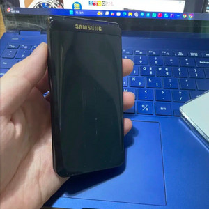 갤럭시 폴더2