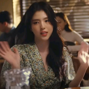 산드로 실크 한소희 원피스 36 새상품