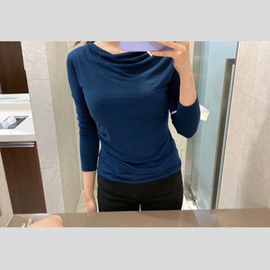 렌느 셔링 티셔츠