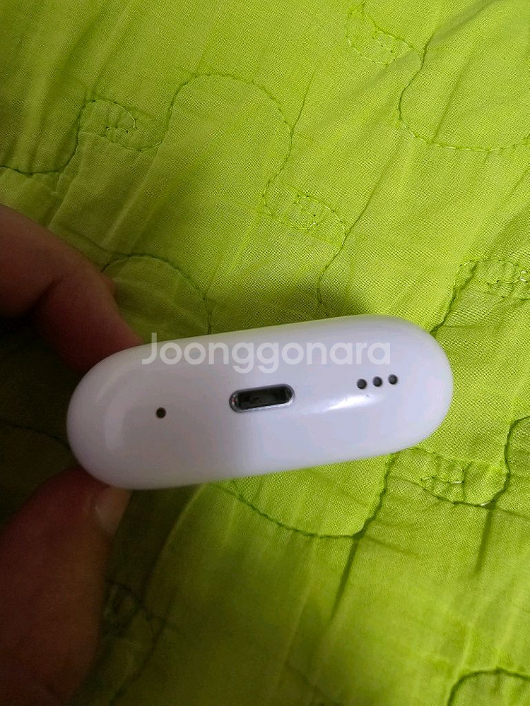 에어팟 프로2 판매해용~ 택포--1