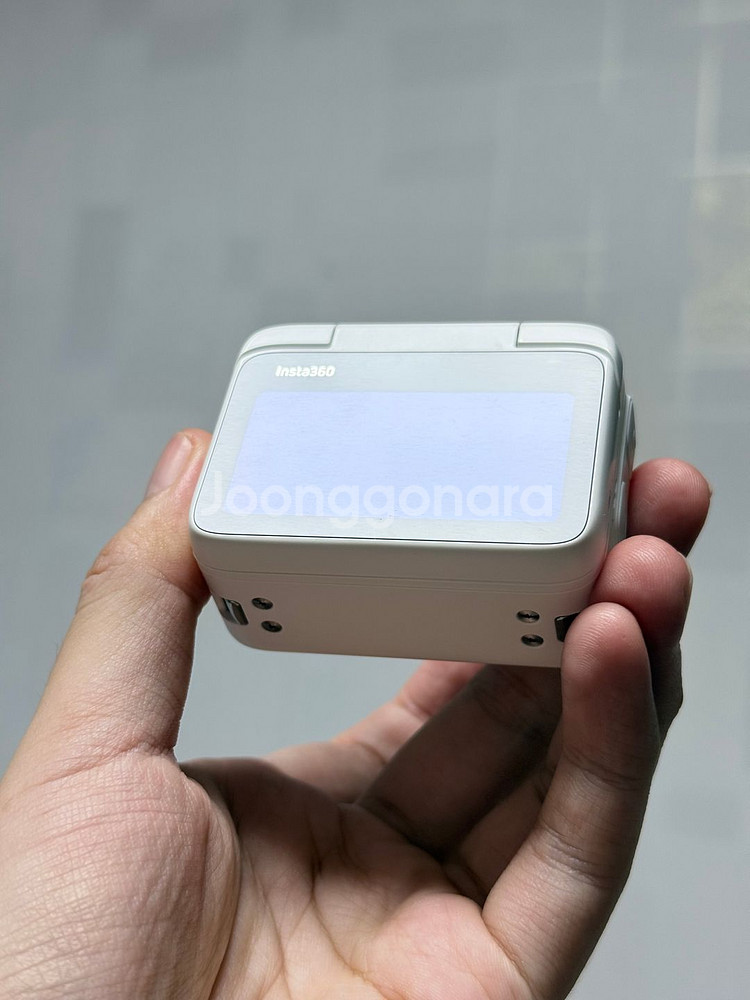 급) 인스타360 go3s 128기가 판매 합니다.--2