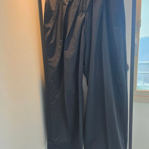 준지/25ss나일론사선트위스트팬츠/50