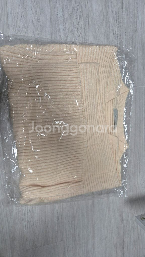 바이씨니 제작말라가디간 크림색--2