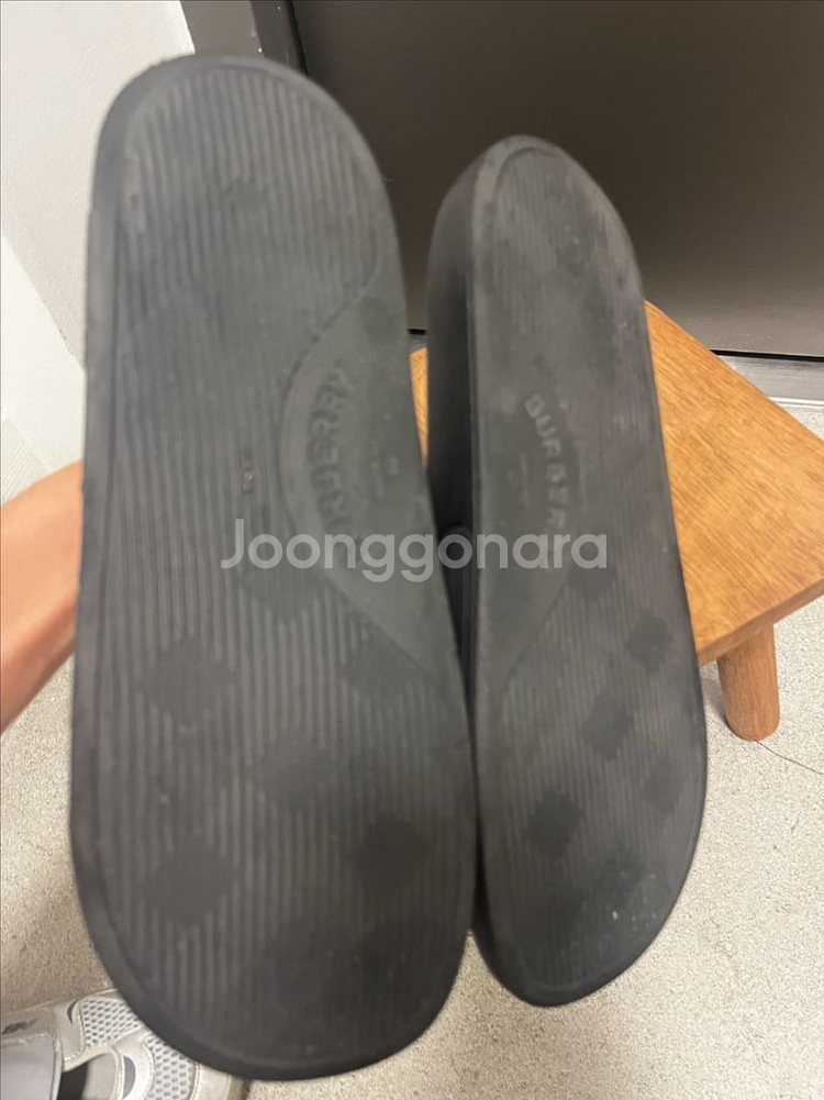 (정품)버버리 킹덤 슬리퍼 40/32 일괄--2