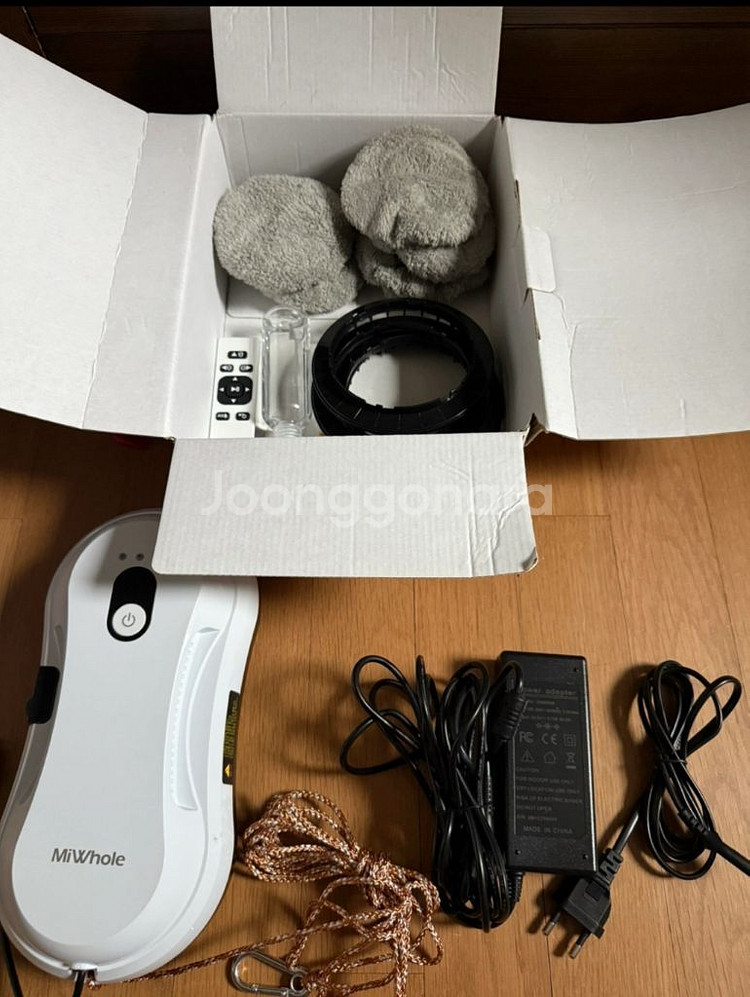 MiWhole 창문 로봇청소기--0