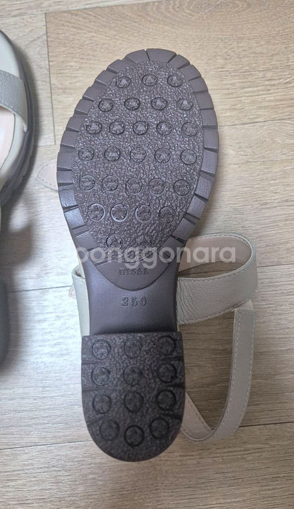 지쎄 여성 가죽 샌들 250--3