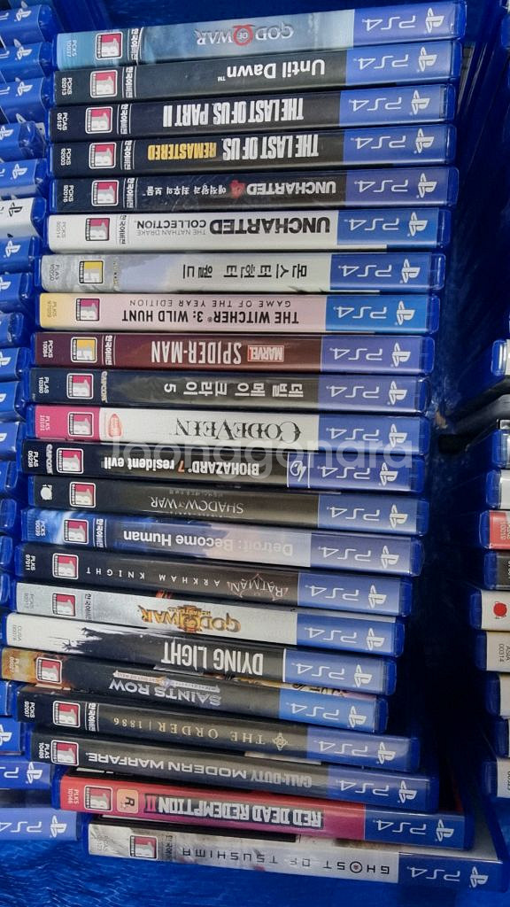 PS4 플스4. 대전 직거래만 합니다 (교환가능)--1
