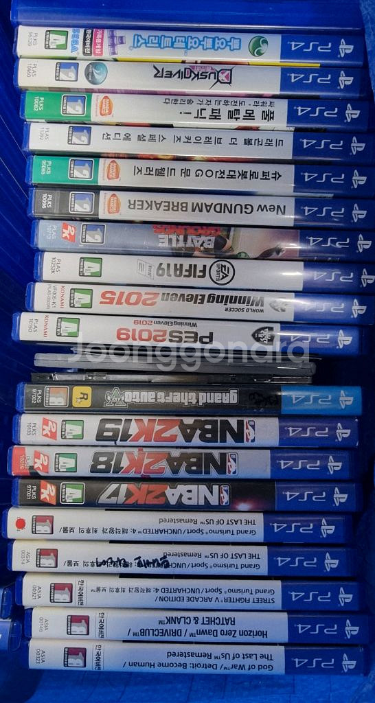 PS4 플스4. 대전 직거래만 합니다 (교환가능)--0