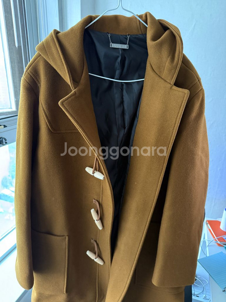 옷 여러벌 드로우핏 퓨마 ZARA 블랙 무스탕 자켓--4